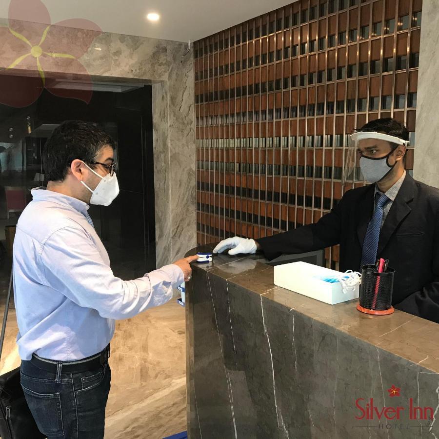 Hotel Silver Inn Mumbai Bagian luar foto