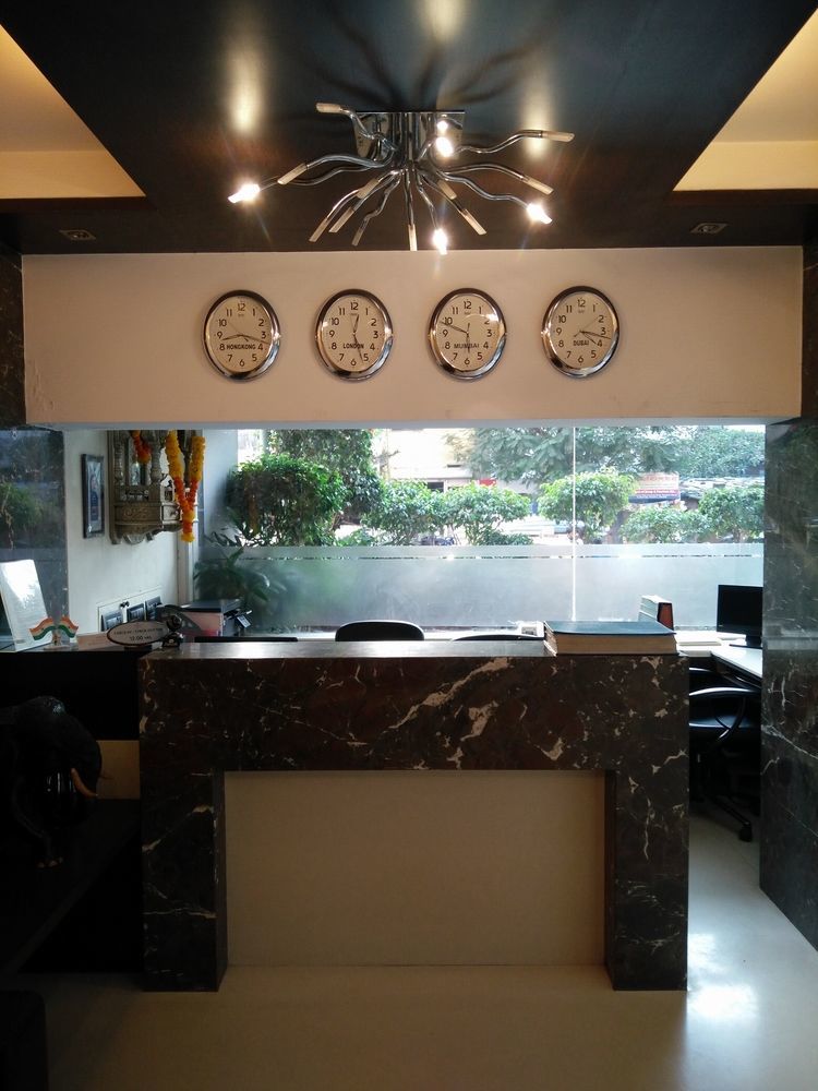 Hotel Silver Inn Mumbai Bagian luar foto