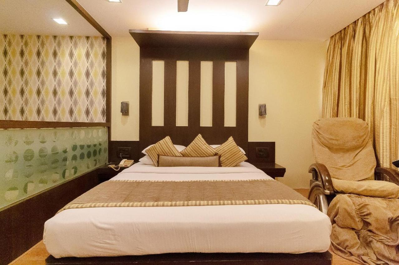 Hotel Silver Inn Mumbai Bagian luar foto
